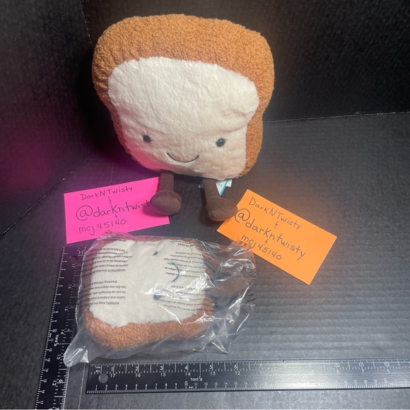 BNWT SET OF 2 JELLYCAT TOAST LARGE AND SMALL PLUSH - Picture 8 of 10